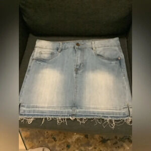 JEAN SKIRT~ SIZE 9~ FRAYED HEM